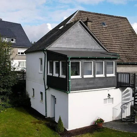 Blum * Schmallenberg