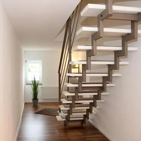 Blum שמאלנברג